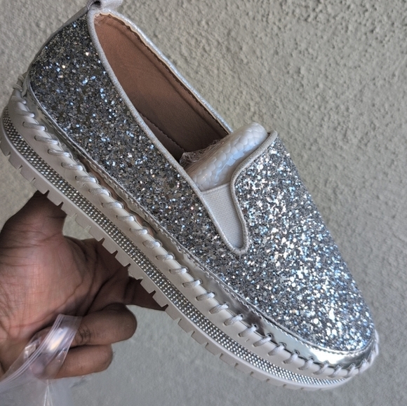 The Unbranded Brand Shoes - Women's Silver Glitter Slip-On Sneakers Size 9.5-10